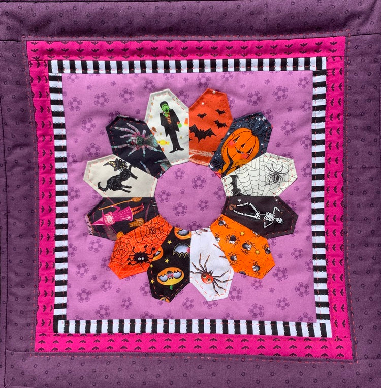 EPP Pattern 'Boo' Mini Quilt