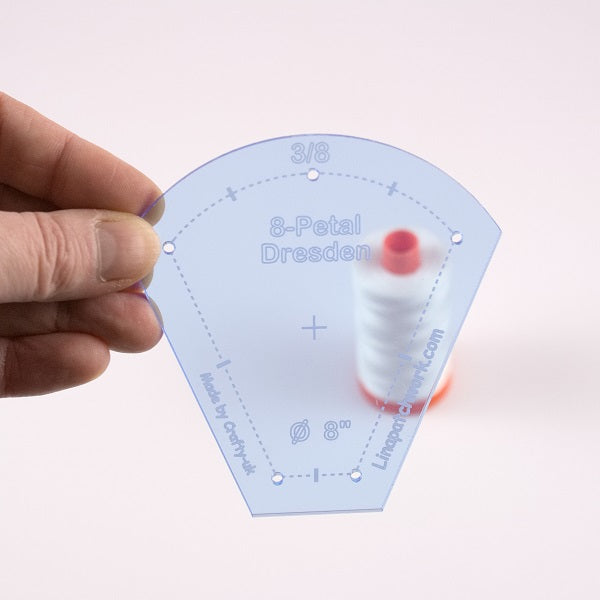 8-Petal Dresden Plate (8" diameter)