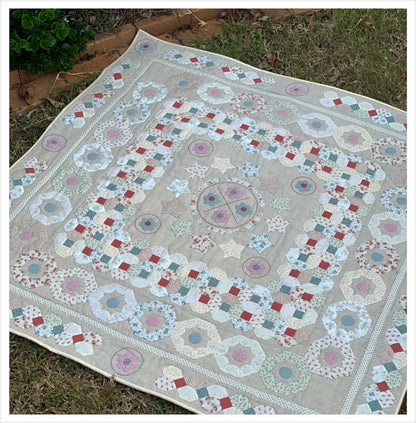 'The Palmerston Quilt' Quilt Pattern by Natalie Bird (The Birdhouse Designs)