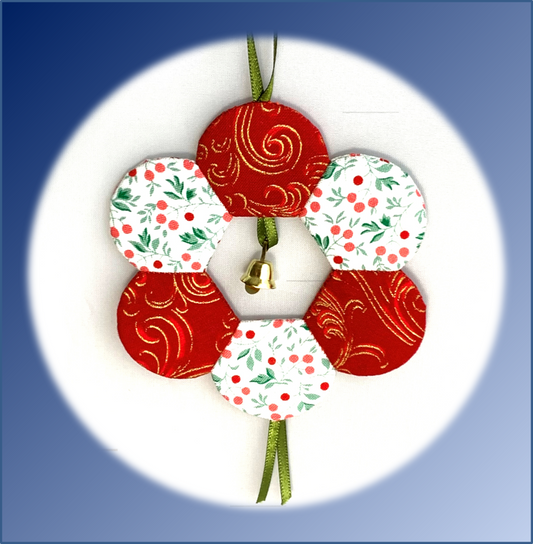 X-mas tree Ornament Kit (#28) 'Curved Wreath' (Red)